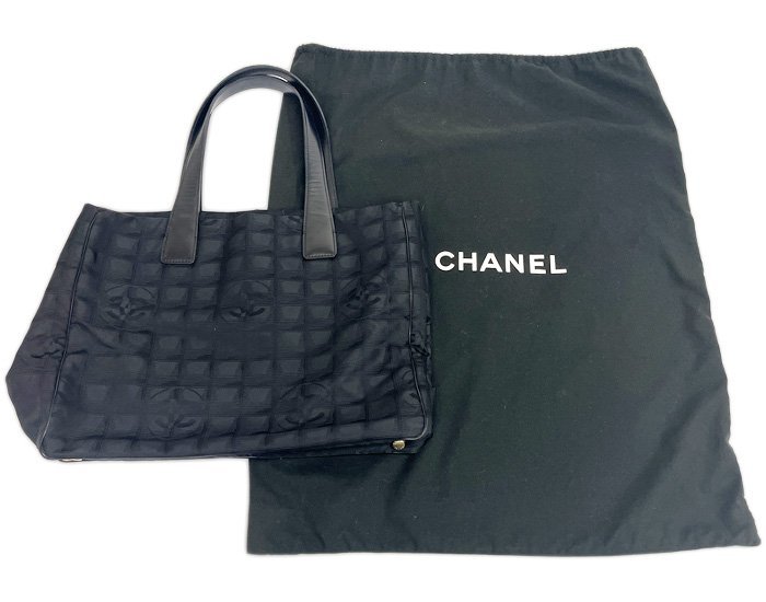 CHANEL シャネル ニュートラベルライントートMM トートバッグ ハンドバッグ ナイロン ココマーク ブラック ゴールド金具 8番台 保存袋有_画像10