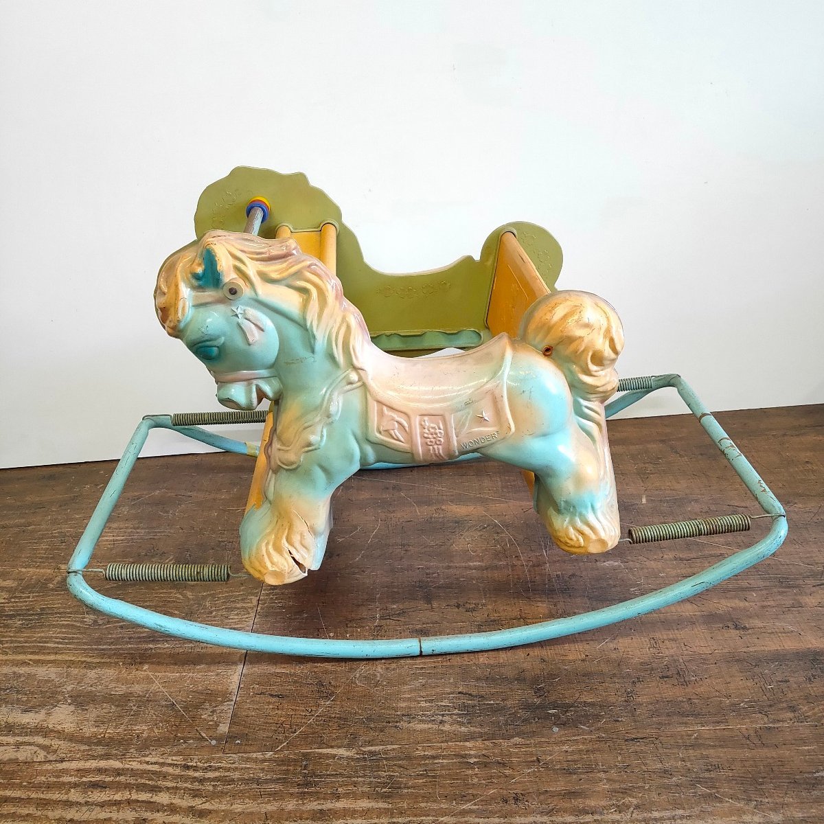 WONDER HORSE locking шланг игрушка-"самокат" лошадь. оснащение для игровой площадки retro античный 113006/SR6/200