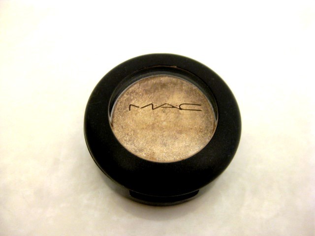 MAC small eyeshadow honey last Mac 