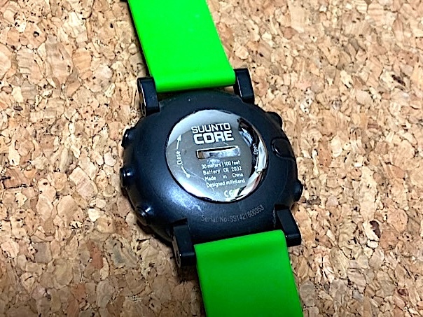 廃盤 レア★SUUNTO CORE LIME CRUSH デジタル 腕時計 高度計 黒/緑 ライム グリーン★スント コア クラッシュ 温度計 気圧計 登山 ウォッチ_画像5