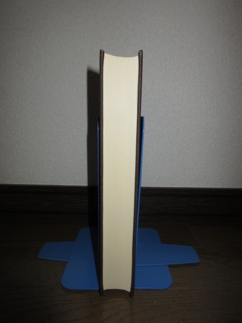 日本中世の非農業民と天皇　網野善彦　岩波書店　1985年　第4刷　使用感なく状態良好　ケースに擦れ・キズあり