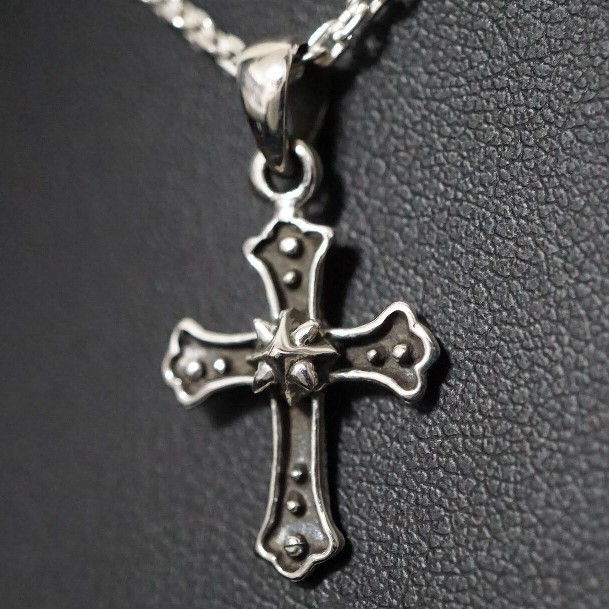 シルバー925 ペンダント クロス 十字架 可愛い プレゼント カトリック プロテスタント 小さい チェーン付き 送料無料0560_画像1