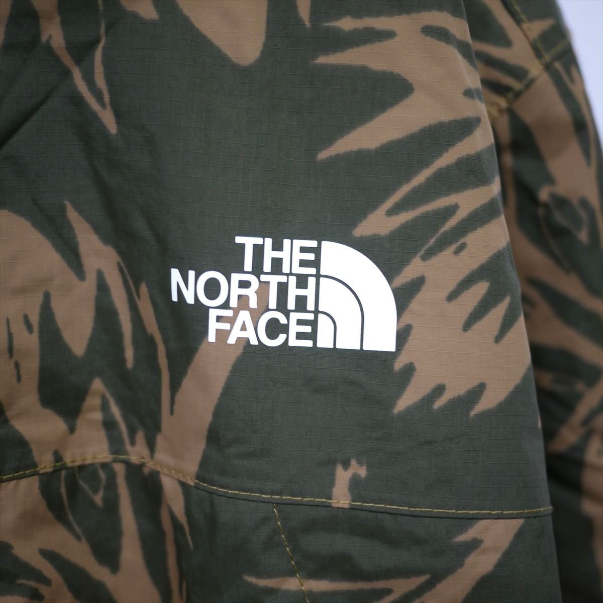 US限定新品 ノースフェイス 防水透湿 マウンテンパーカー(L)緑ブラウン柄 THE NORTH FACE ANTORA ナイロンジャケット 日本未発売/ta2の画像6