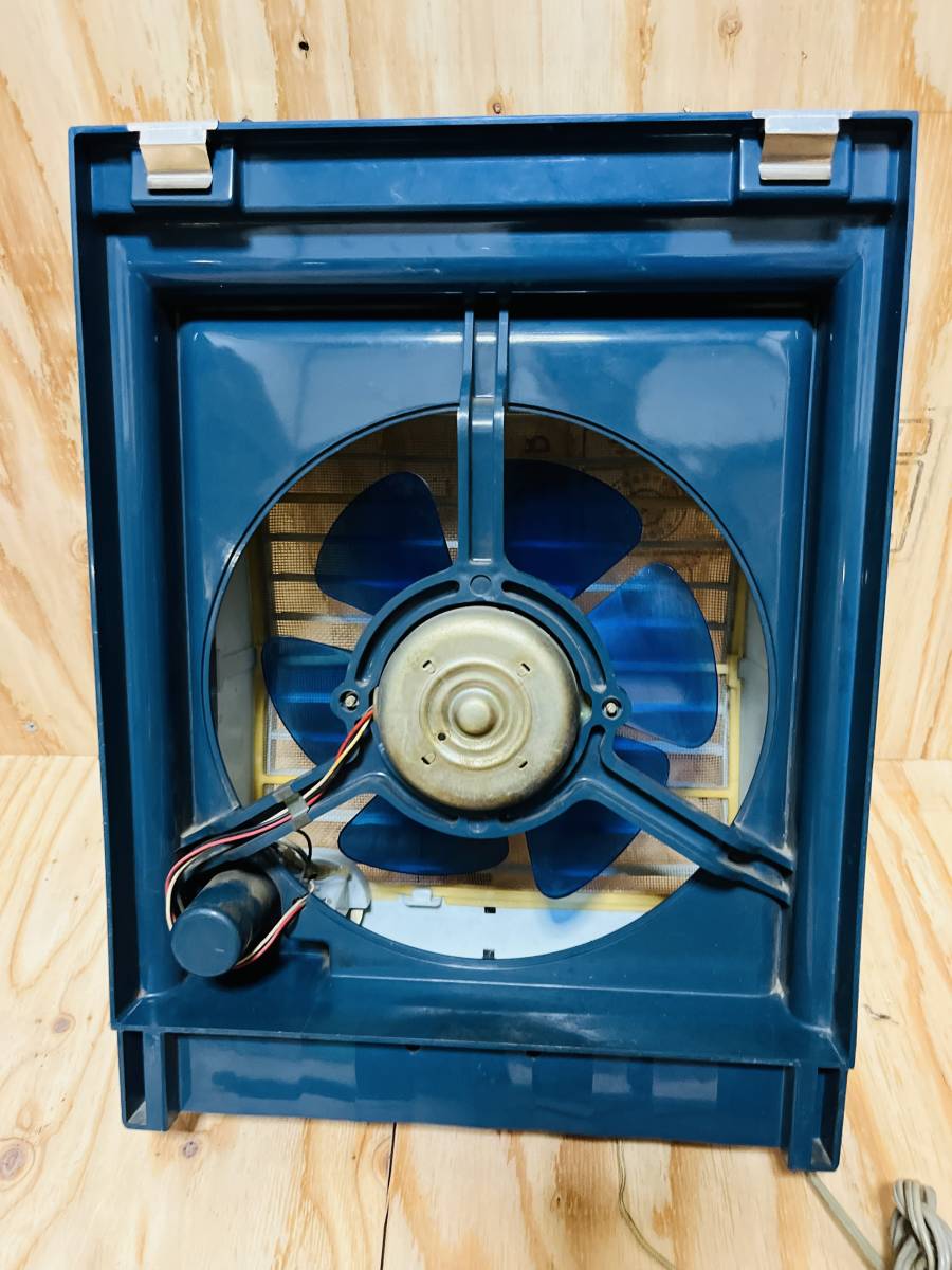 昭和レトロ 東芝/ 窓用 換気扇 VRW-20E2 吸気 排気 ウィンド 昭和レトロ 東芝/ 窓用 換気扇 VRW-20E2 吸気 排気 ウィンド