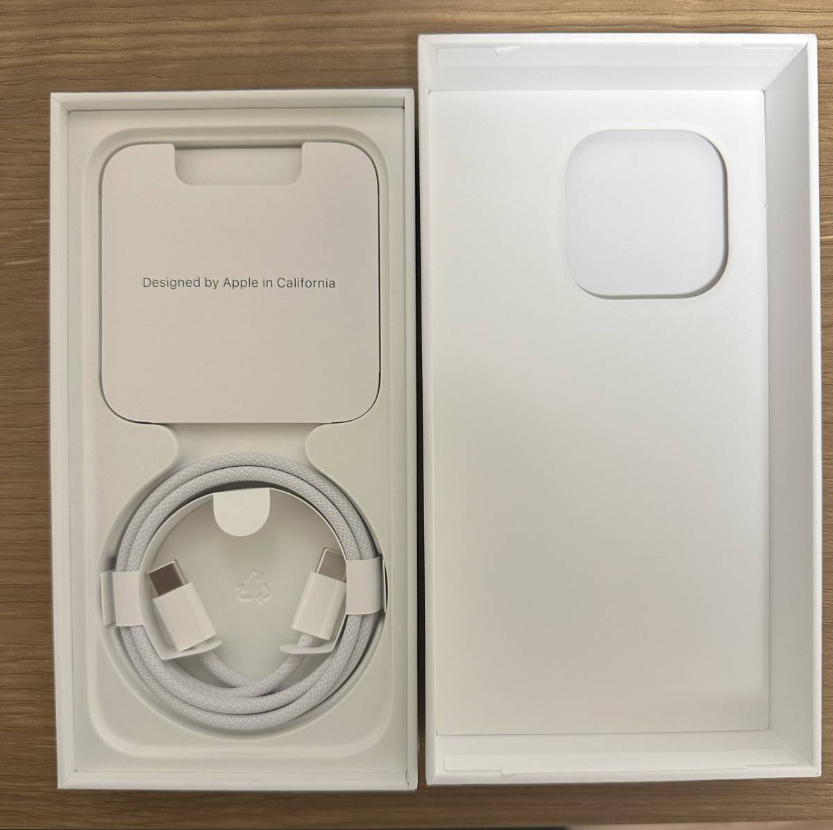 【新品・未使用】iPhone 15 Pro 256GB ブラックチタニウム_画像4