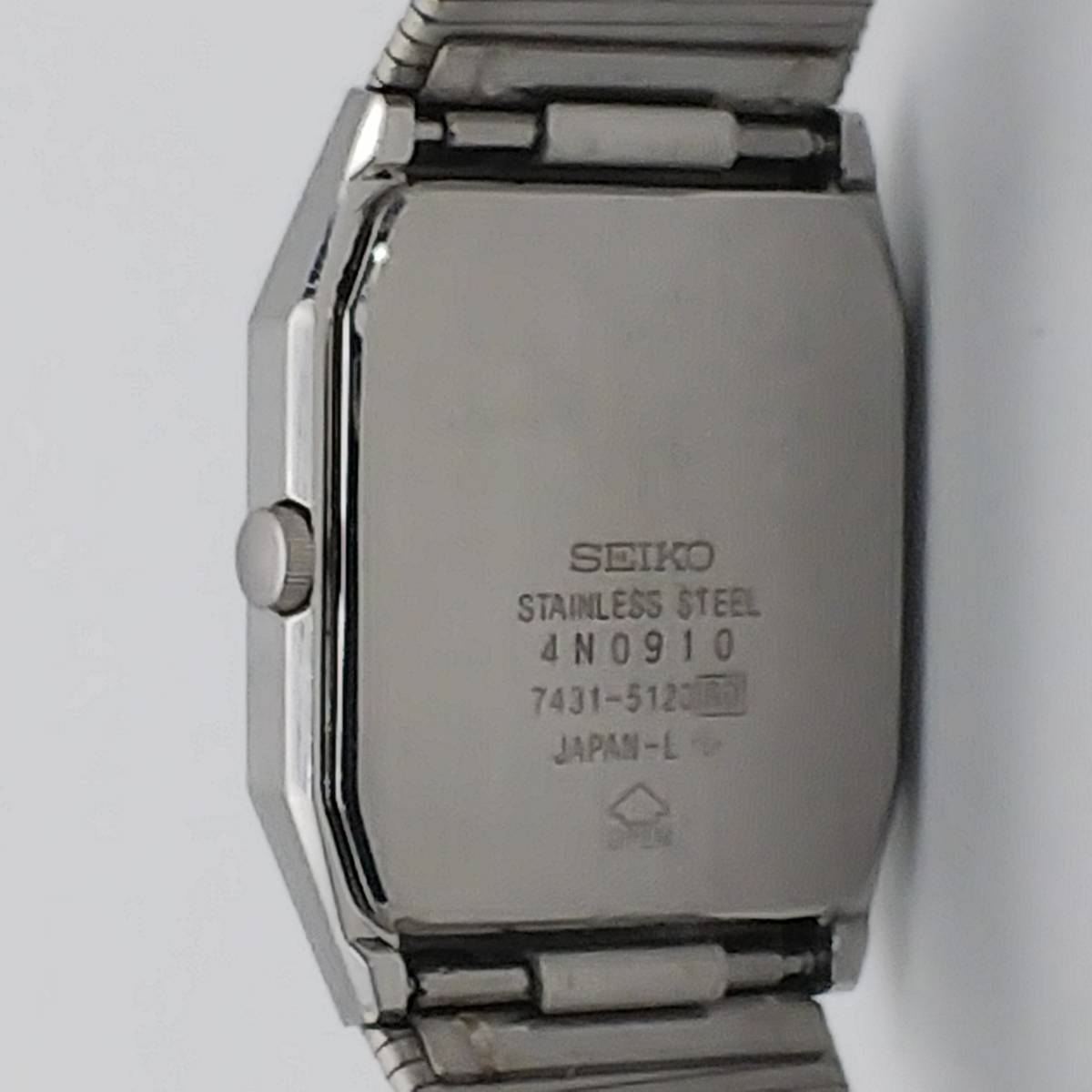 送料無料【電池交換済】★SEIKO★セイコー★QZ★三面カットガラス★スクエア★シルバー★7431-5120★メンズ/腕時計/アナログ/クォーツ_画像10