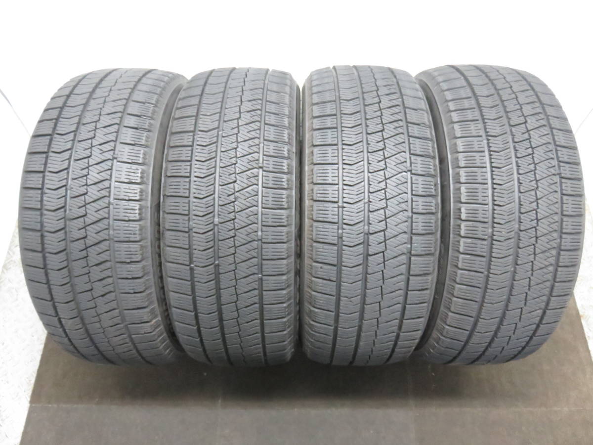 引取大歓迎！215/50R17　冬4本 2018年製　ブリヂストン ブリザック BRIDGSTOnE BLIZZAK VRX2　CO3-3-1_画像1