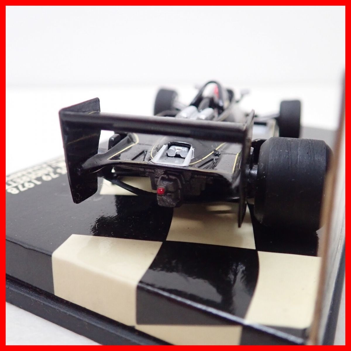 ☆PMA 1/43 ロータス 79 1978 No.430780005 M.アンドレッティ ワールドチャンピオン #5 Lotus 79 ミニチャンプス パーツ破損有 現状品【10_画像4