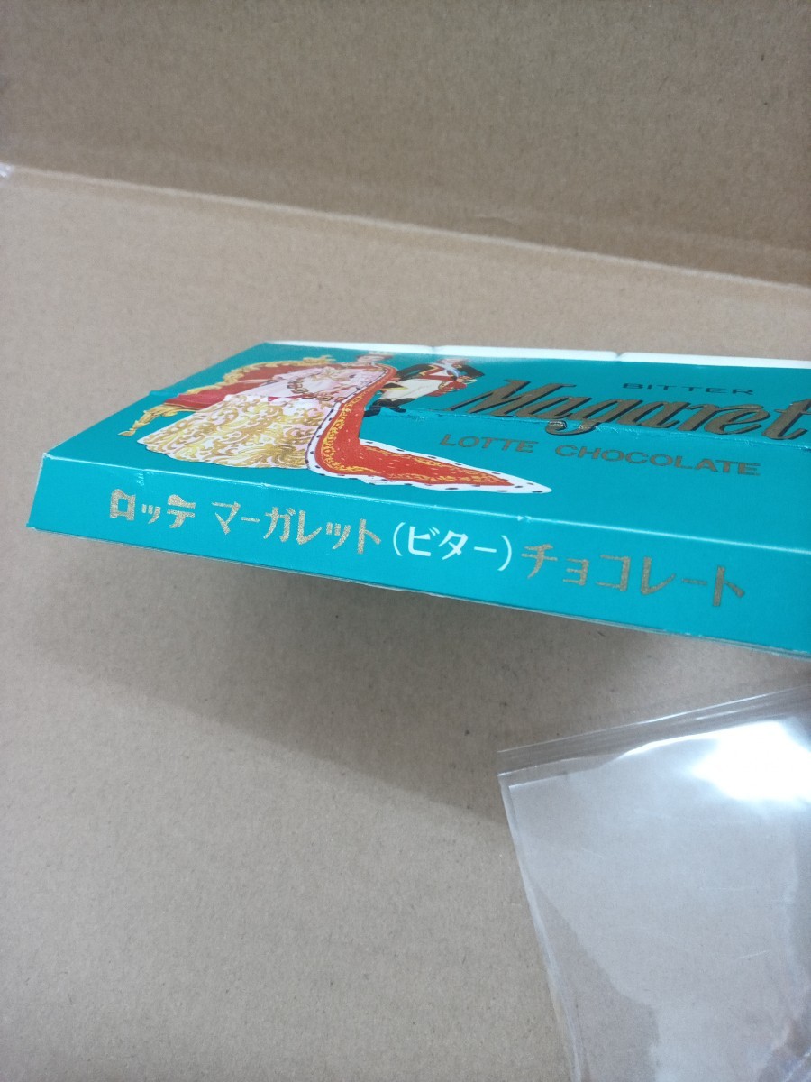 ( used scratch ) Lotte /LOTTE Margaret bita- chocolate empty box empty box 1960 period that time thing / Showa Retro package collector former times old 