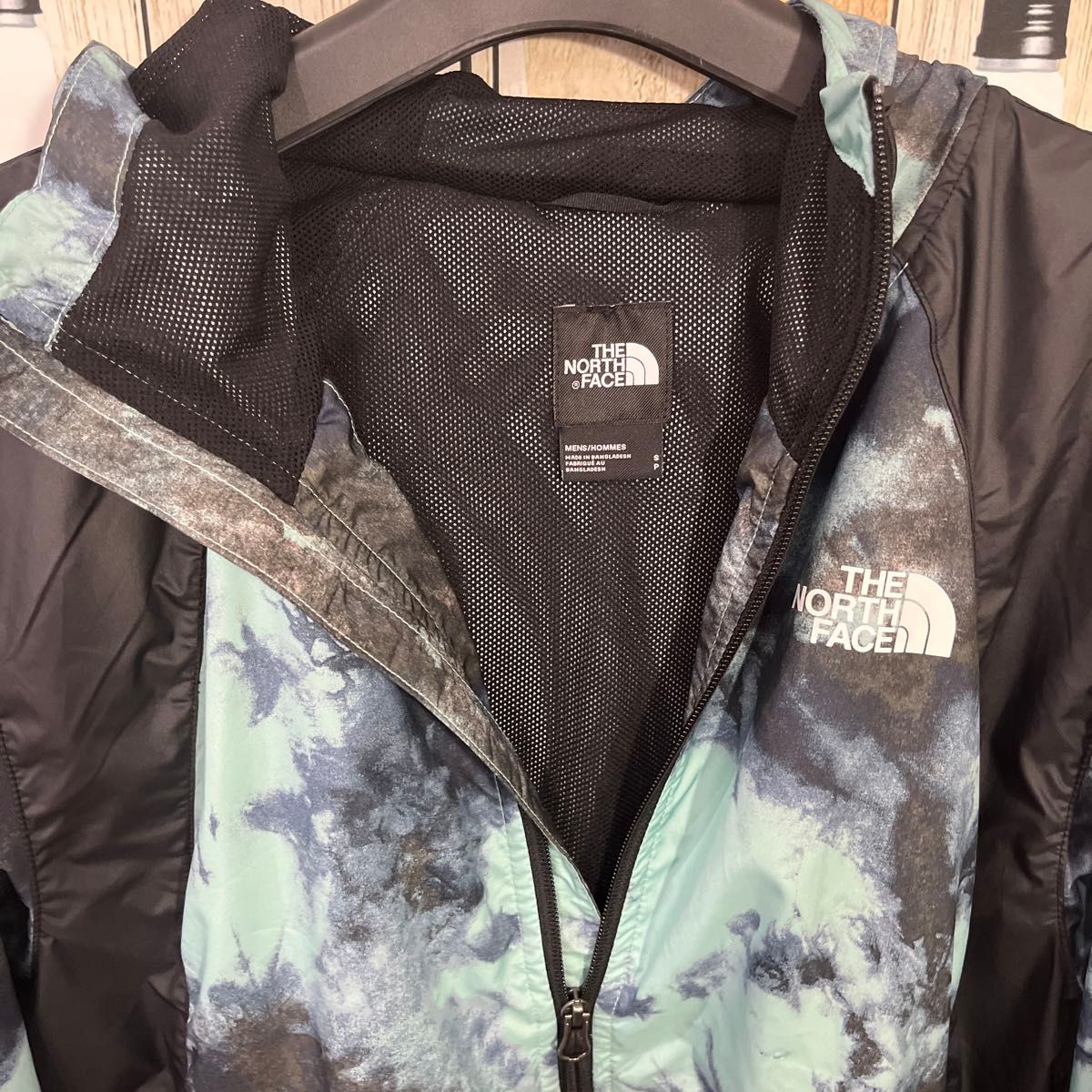 ザ・ノースフェイス ウィンドジャケット パーカーTHE NORTH FACE  ナイロンジャケット