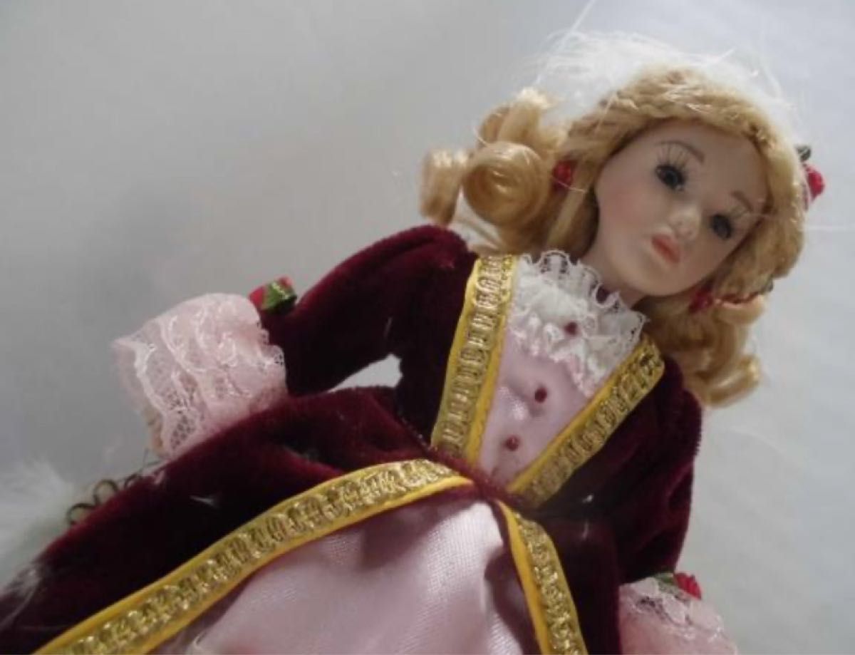 本日特別価格　H059 ビスクドール　高さ約23cm   人形 アンティーク コレクション 女の子