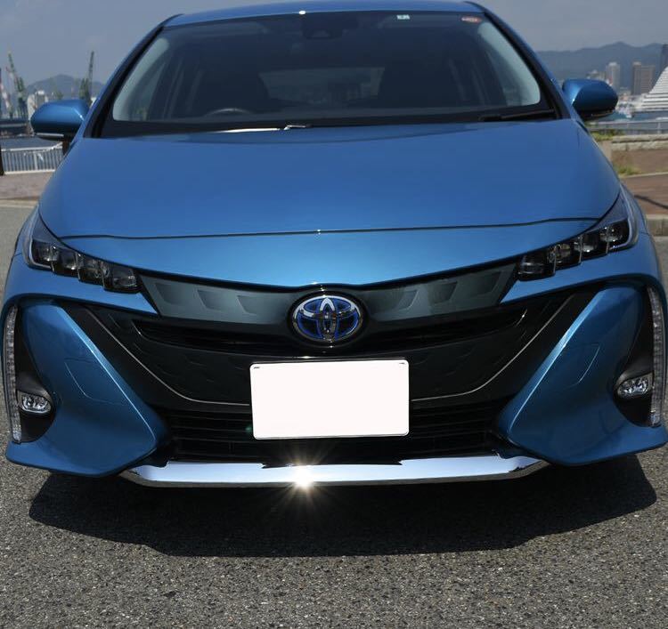 プリウス50系 Prius PHV フロントガーニッシュ【E3a】_画像2