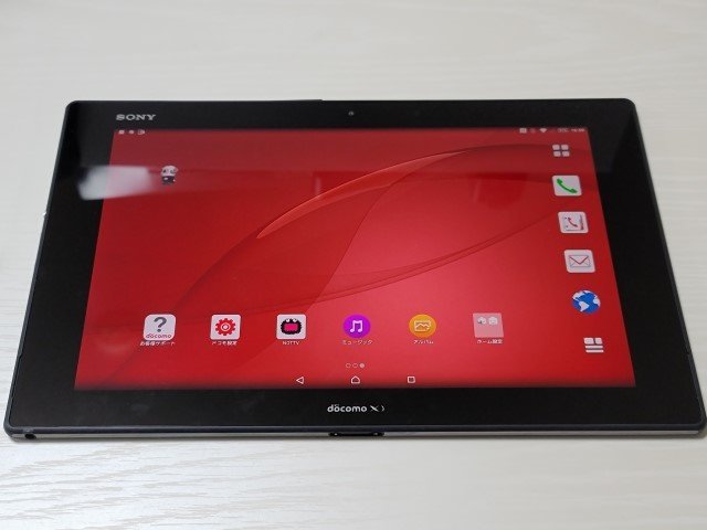 　★【37145WM】 完動品 docomo SO-05F SONY Xperia Z2 Tablet ブラック SIMトレー欠品_画像1