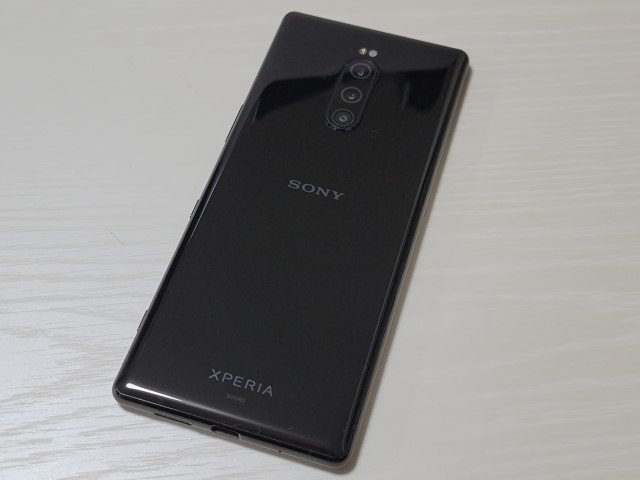 　★【37213WM】 ジャンク au SOV40 SONY Xperia 1 ブラック SIMロック解除済 1円！1スタ !_画像2