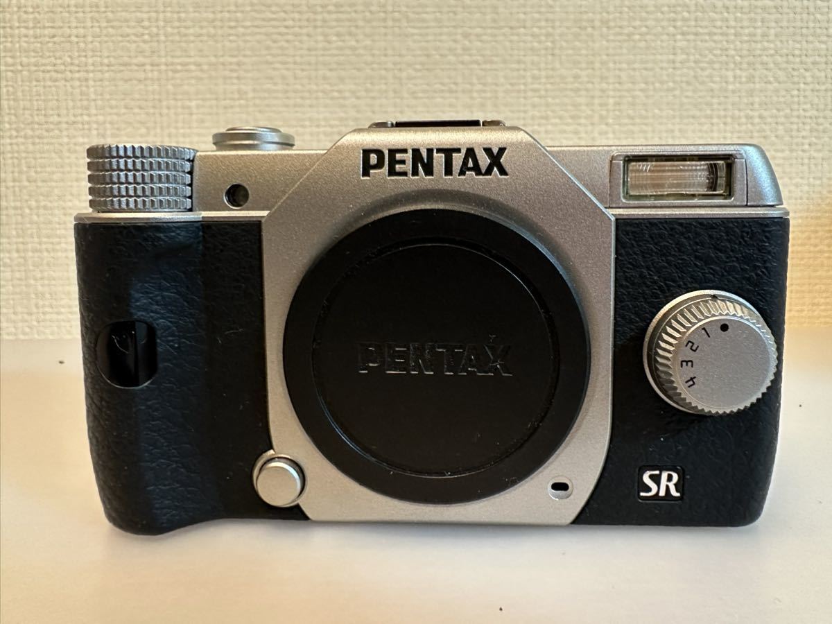 【166ショット　超美品！】◆PENTAX ペンタックス　Q10◆ デジタル一眼◆手のひらサイズでとってもかわいくてコンパクト♪持ち運びに便利◆_画像2