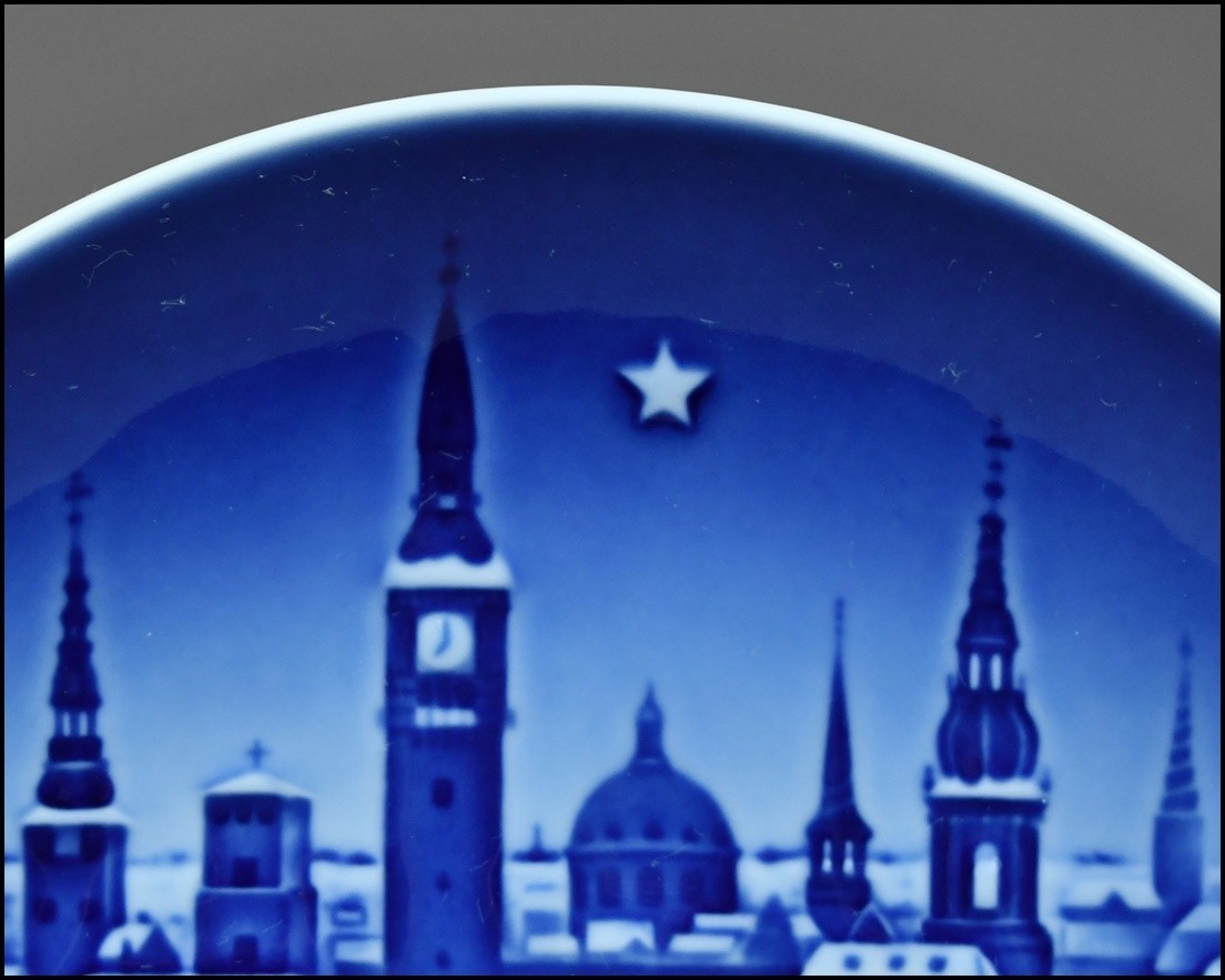 ビングオーグレンダール【B&G(BING&GRONDAHL)】コペンハーゲン 1995年 クリスマス イヤープレート 飾り皿【小-51208の画像2