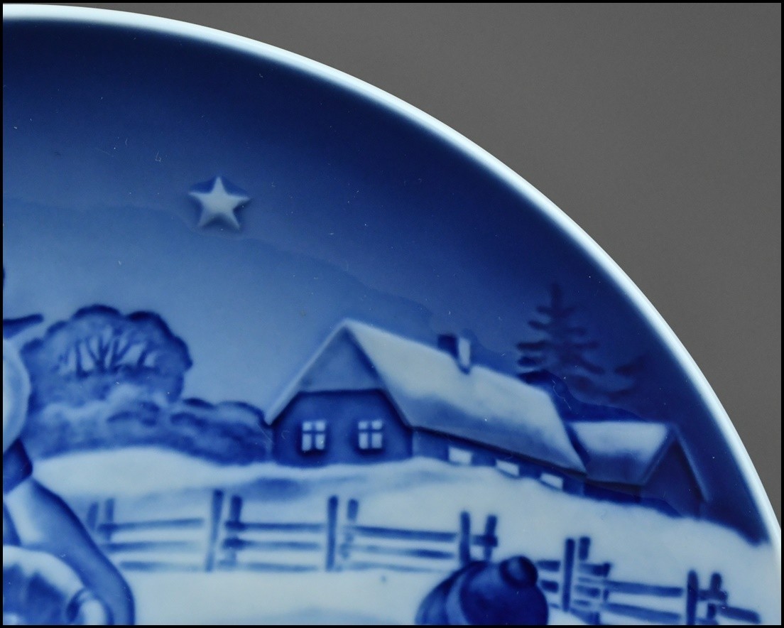 ビングオーグレンダール【B&G(BING&GRONDAHL)】コペンハーゲン 2003年 クリスマス イヤープレート 飾り皿【小-51208_画像2