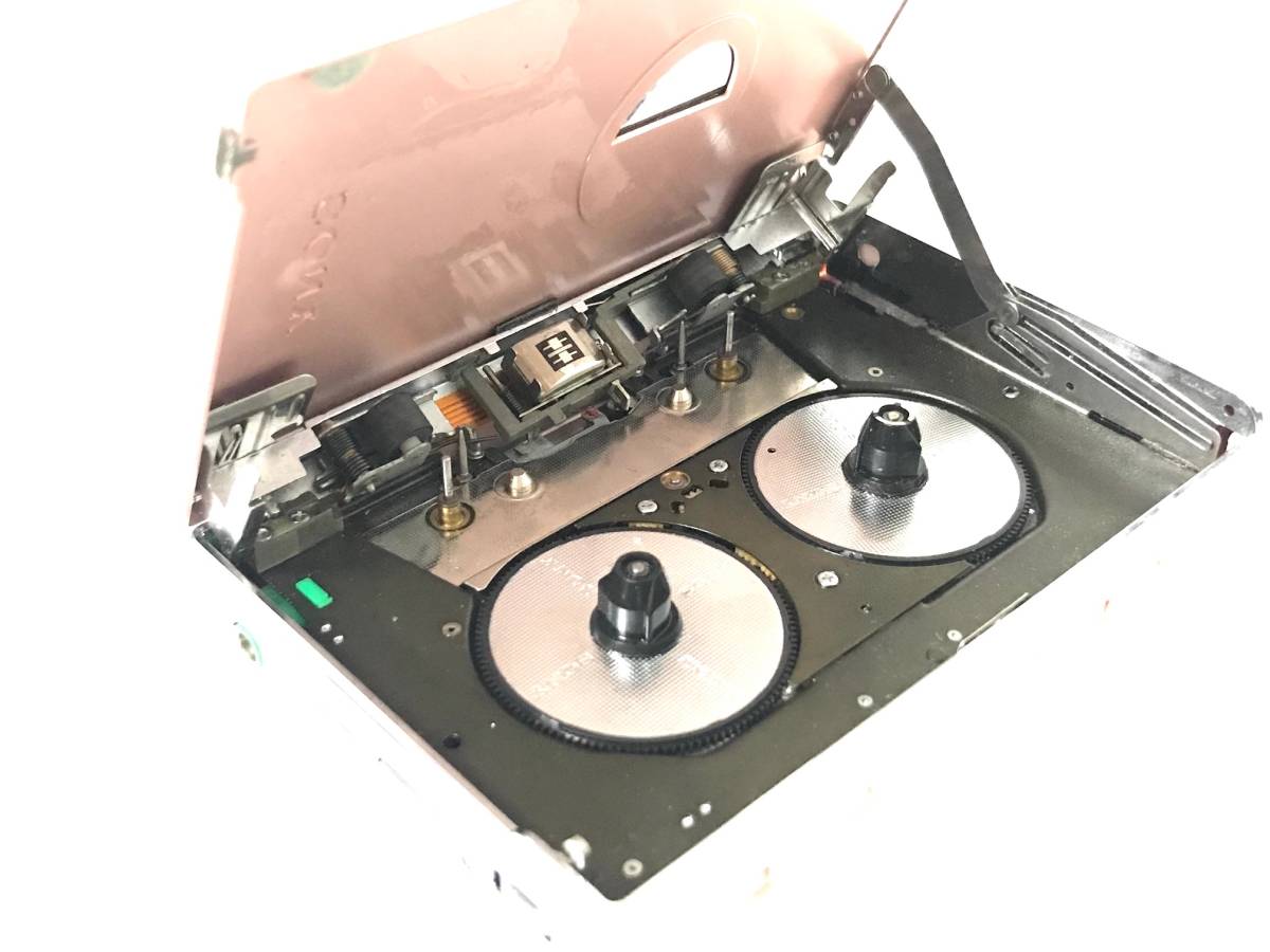 [極美品][美音][整備品] SONY ウォークマン WM-109 (カセット) 電池ボックス付き (ピンク)_画像7