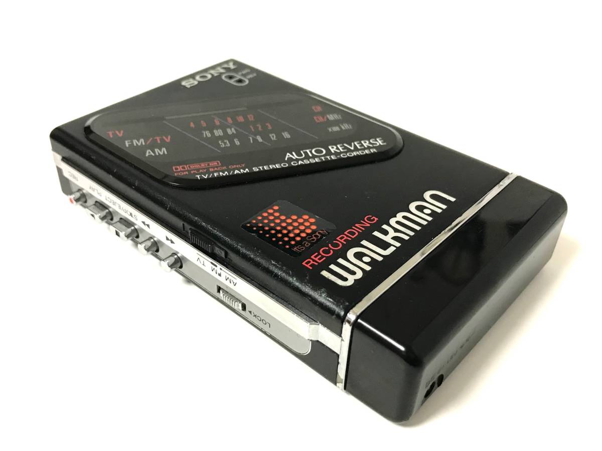 [美品][美音][整備品] SONY ウォークマン WM-F203 電池ボックス,イヤホン,マイク,説明書付き マットブラック (テープ再生録音ラジオAMFM)_画像5