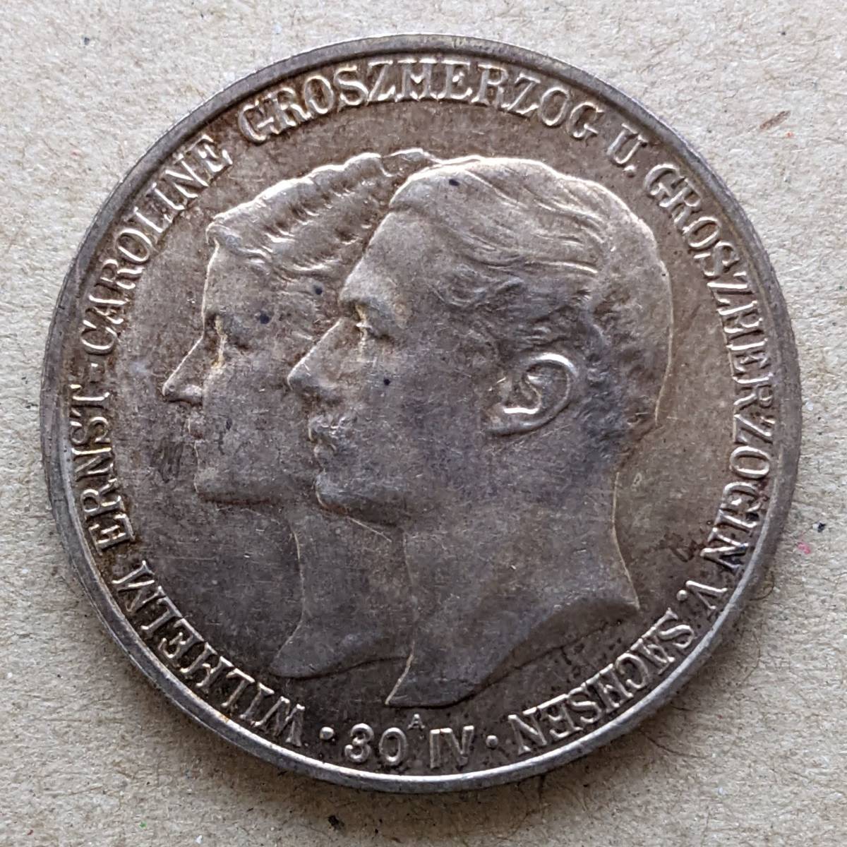 1903年 ドイツ ザクセン-ヴァイマル-アイゼナハ ヴィルヘルム・エルンスト ご成婚記念 2マルク 銀貨 EF ベルリンミント_画像1