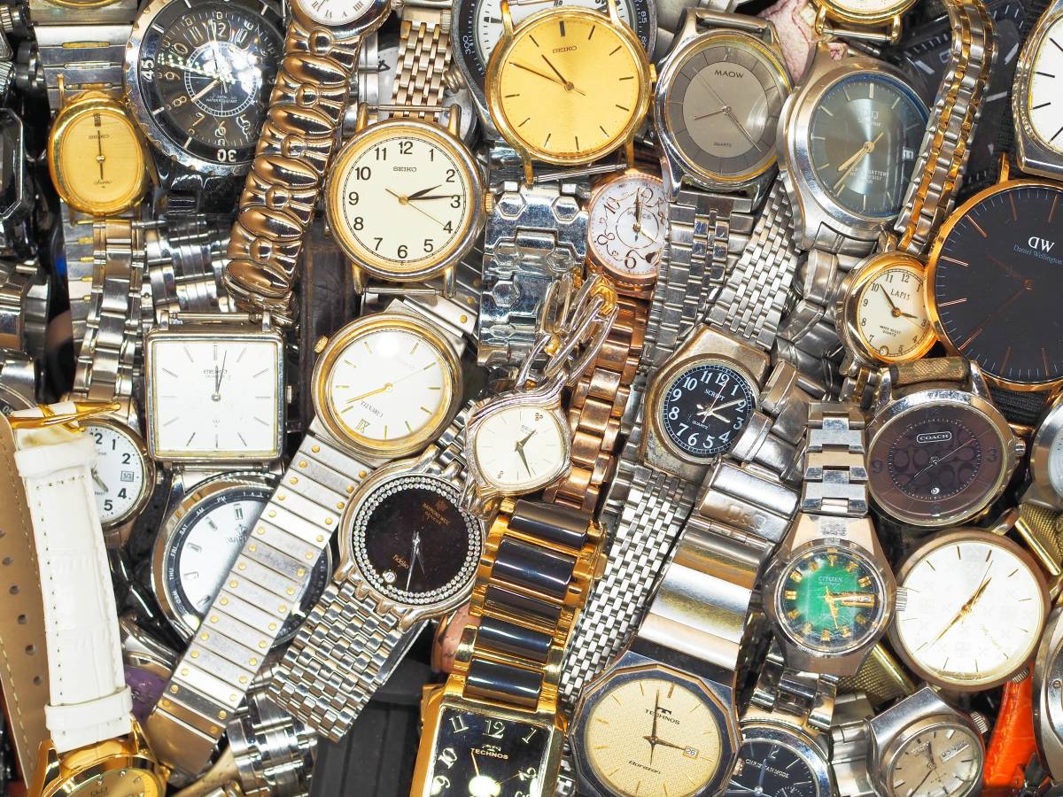 約750点 大量腕時計 倉庫整理品 SEIKO・CITIZEN・CASIOセイコー・シチズン・カシオ 海外ブランド他 まとめ売り ジャンク _画像4