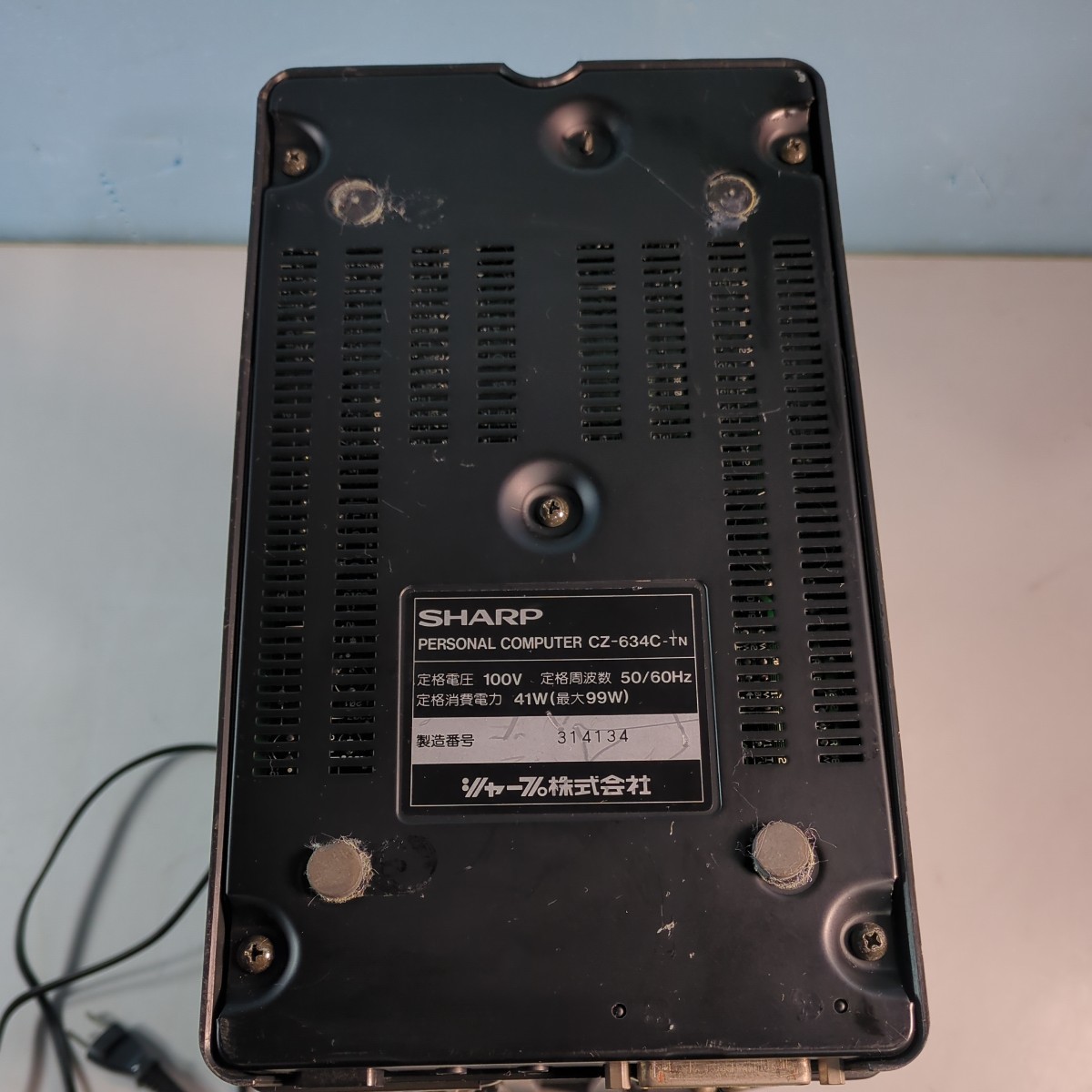 SHARP X68000 XVI シリーズ　パーソナルコンピューター　CZ-634C-TN 通電のみ確認(管理番号2312122)_画像8