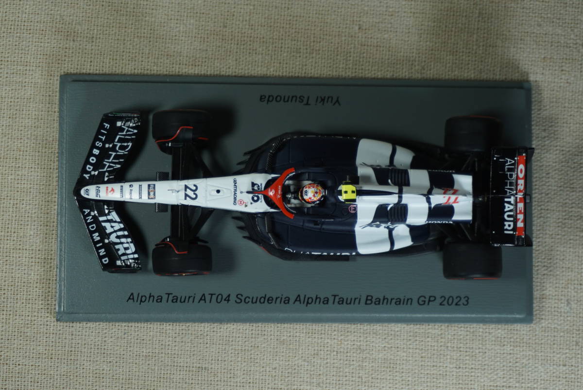 1/43 角田 バーレーン spark Scuderia AlphaTauri AT04 HONDA #22 Tsunoda 2023 Bahrain GP スクーデリア アルファタウリ ホンダ HRC RBPT_画像4