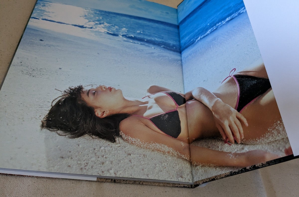 Yahoo!オークション - 極美品希少 可愛かずみ写真集 初版 完全 Yahoo!オークション - 極美品希少 可愛かずみ写真集 初版 完全