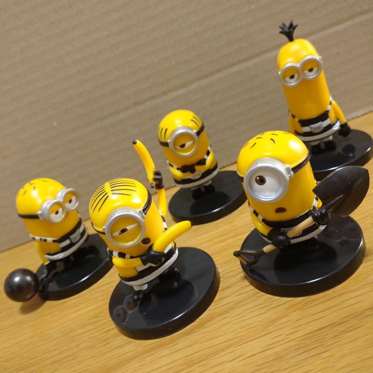 minions minion. person figure set Mini on z Mini on figure collection ornament decoration ga tea collection mascot prisoner