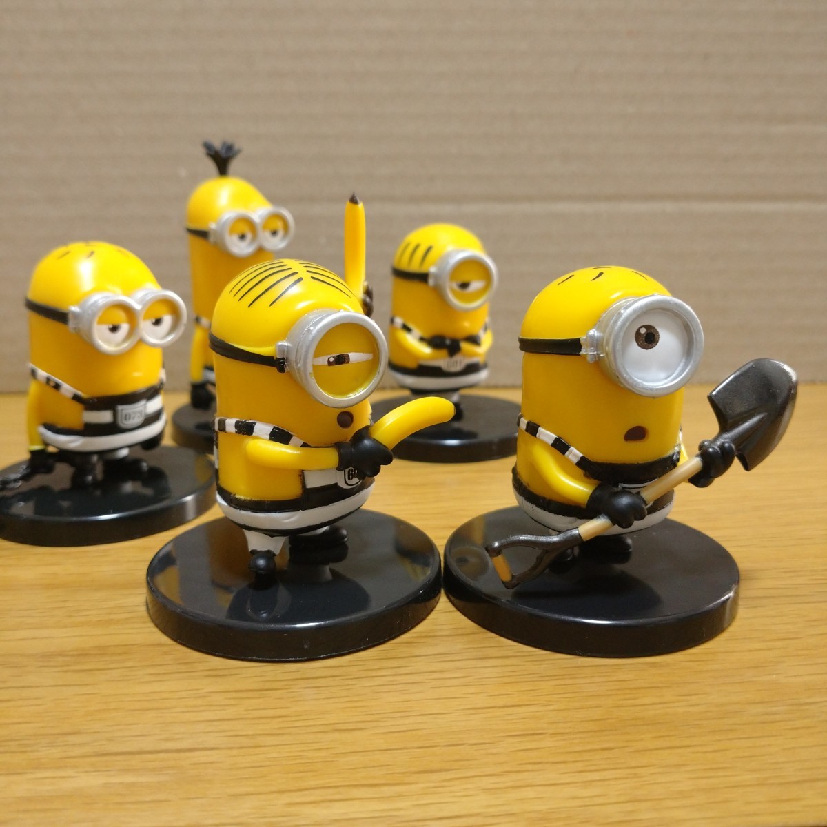 minions minion. person figure set Mini on z Mini on figure collection ornament decoration ga tea collection mascot prisoner