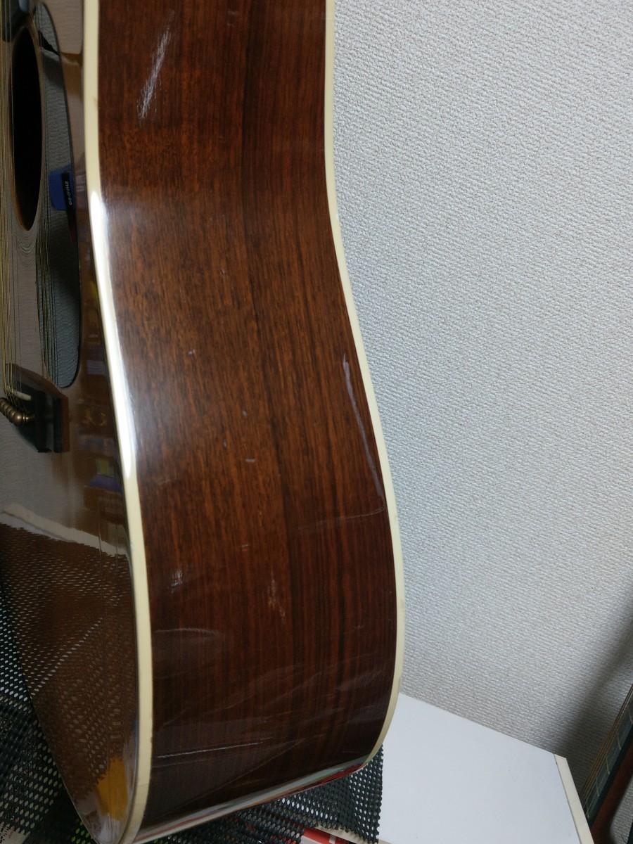 Martin D-28 2004年製 マーチン ハードケース付／マーティン MARTIN アコースティックギター_多少の打痕や傷はあります