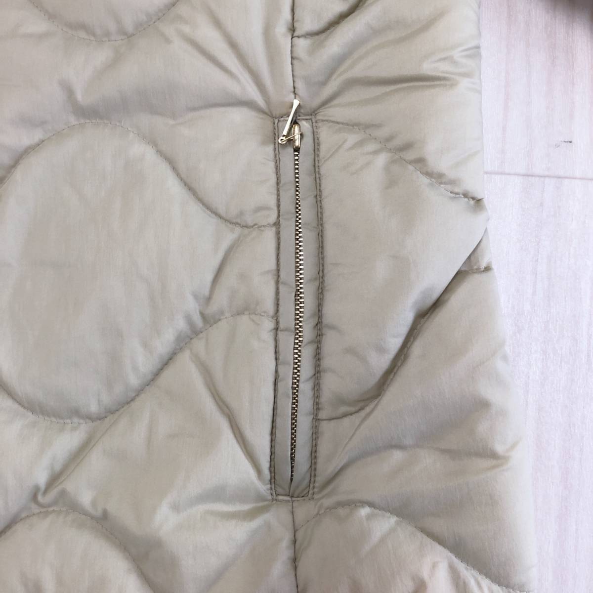 Y0203 Leilian Leilian lady's outer down jacket quilting jacket long sleeve 9 number M size beige down feather autumn winter 