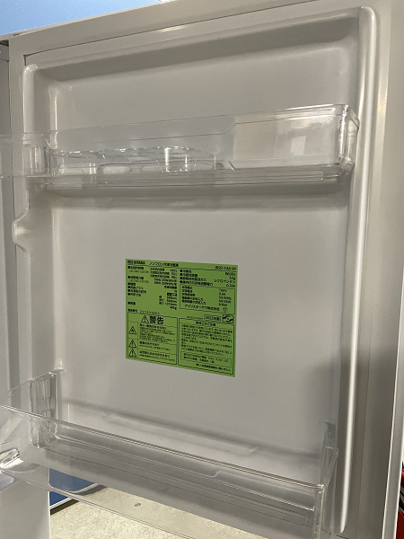 【良品】アイリスオーヤマ 2ドア冷蔵庫 IRSD-14A-W 2022年製 通電確認済み シンプルかつスタイリッシュ。 幅50cmのスリムボディ_画像5