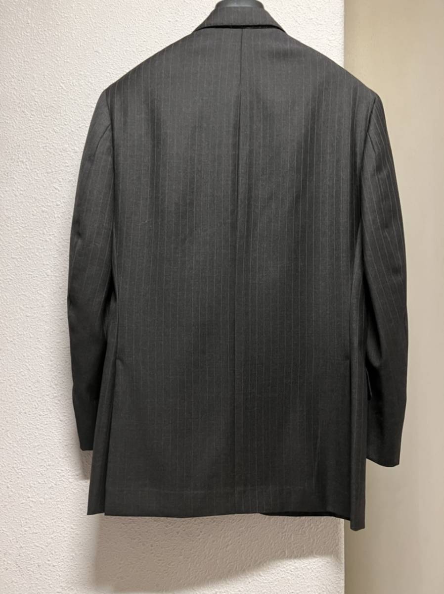 ISAIA イザイア スーツ セットアップ サイズ 42 中古 美品 - スーツ ISAIA イザイア スーツ セットアップ サイズ 42 中古 美品 - スーツ