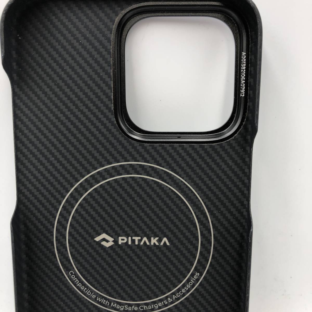 【美品】PITAKA iPhone 15 Pro Max 用 ケース/Y13160-X2_画像5