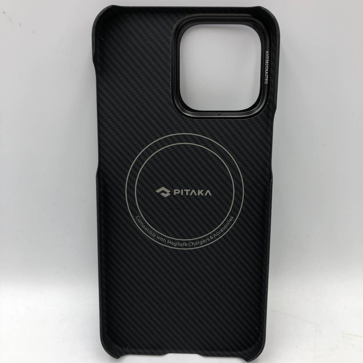 【美品】PITAKA iPhone 15 Pro Max 用 ケース/Y13160-X2_画像4