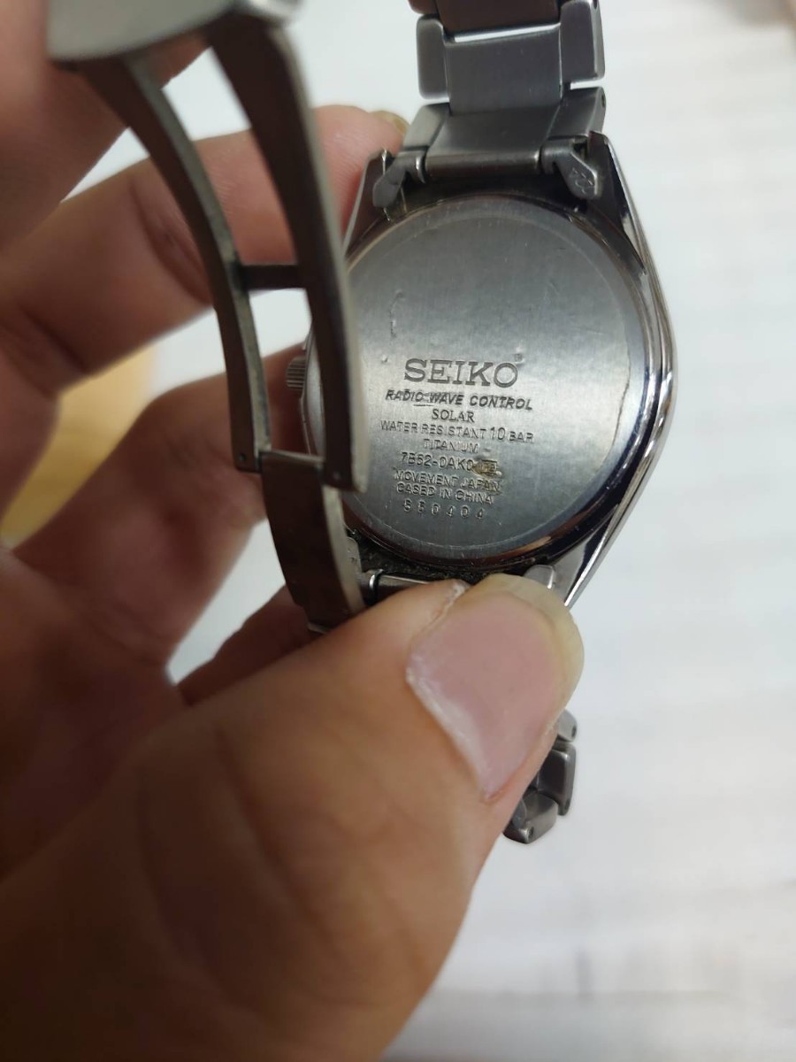 主観美品 SEIKO セイコー 電波時計 SBTM217 7B52-0AK0 TITANIUM チタン 付属品あり_画像8