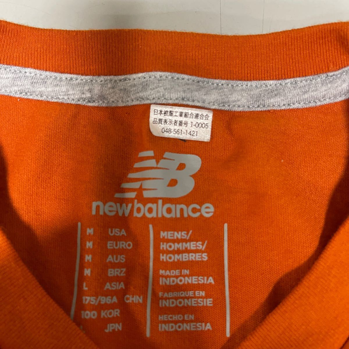 New Balanceニューバランス 未使用 Tシャツ Lサイズ メンズ 半袖 オレンジ ロゴ LOGO_画像3