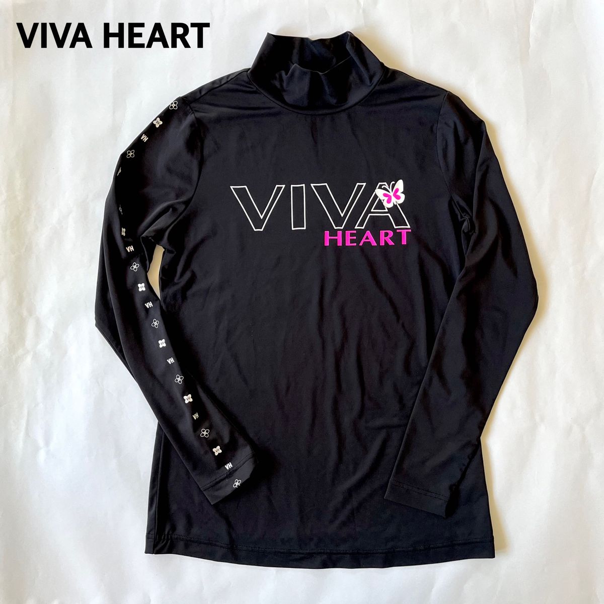 VIVA HEART 黒ハイネック