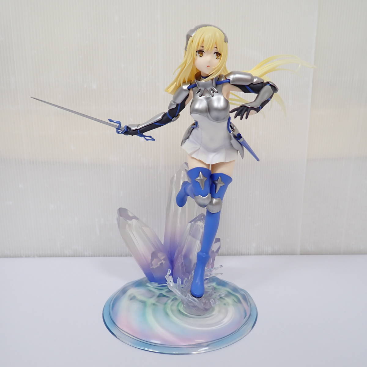 Yahoo!オークション - 1/7 アイズ・ヴァレンシュタイン ソード Yahoo!オークション - 1/7 アイズ・ヴァレンシュタイン ソード