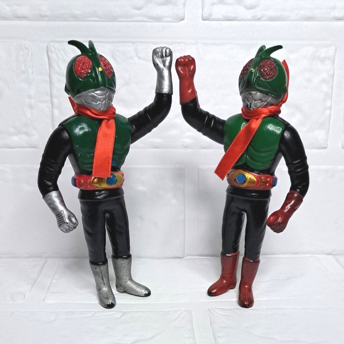 仮面ライダー 旧 1 号 2 号 希少ソフビ 2 体 セット ポピー 昭和 仮面ライダー 旧 1 号 2 号 希少ソフビ 2 体 セット ポピー 昭和