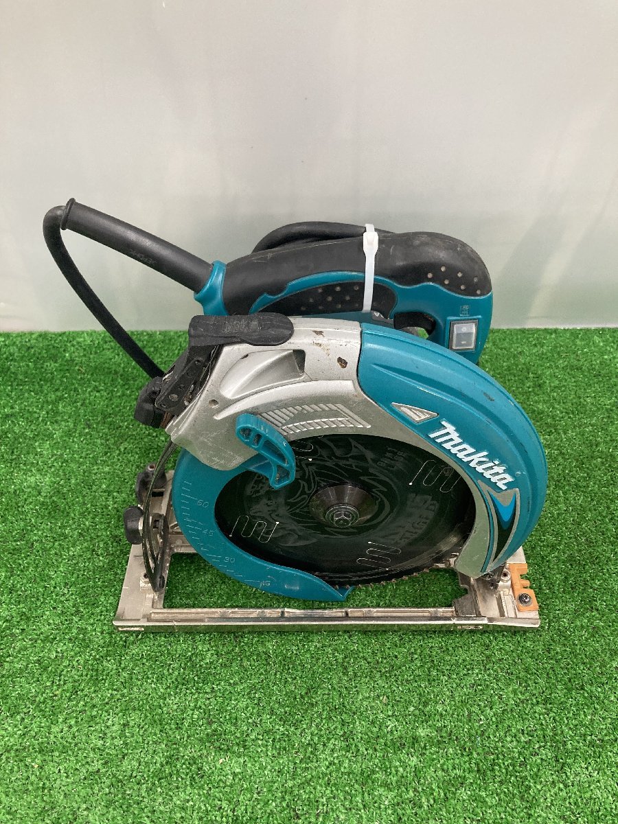 最高級 【中古品】☆makita(マキタ) 190mm電気マルノコ 5837BA