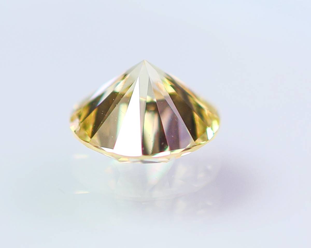 【１００円～】ＶＶＳ２！Excellent！0.648ｃｔ 天然ダイヤ VERY LIGHT BROWNISH YELLOW（ナチュラルカラー）_画像2