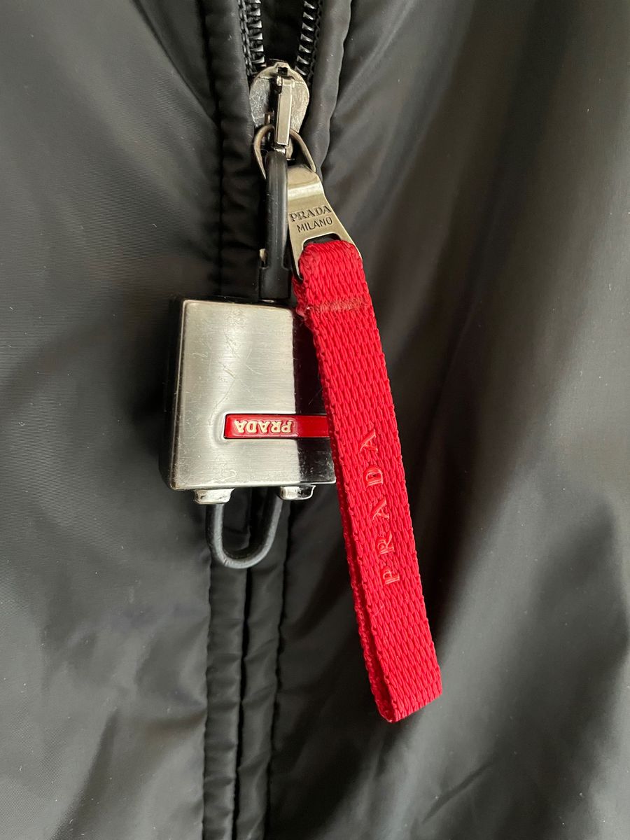 プラダスポーツ 中綿 ナイロンジャケット ブルゾン 40 PRADA プラダスポーツ 中綿 ナイロンジャケット ブルゾン 40 PRADA