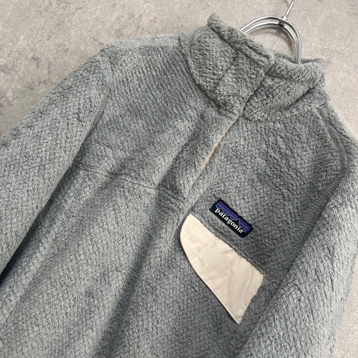 パタゴニア patagonia フリース ポケ付き　フリース　もこもこ　トップス　ジャケット 防寒 アウトドア レディース XS グレー　キッズ160〜