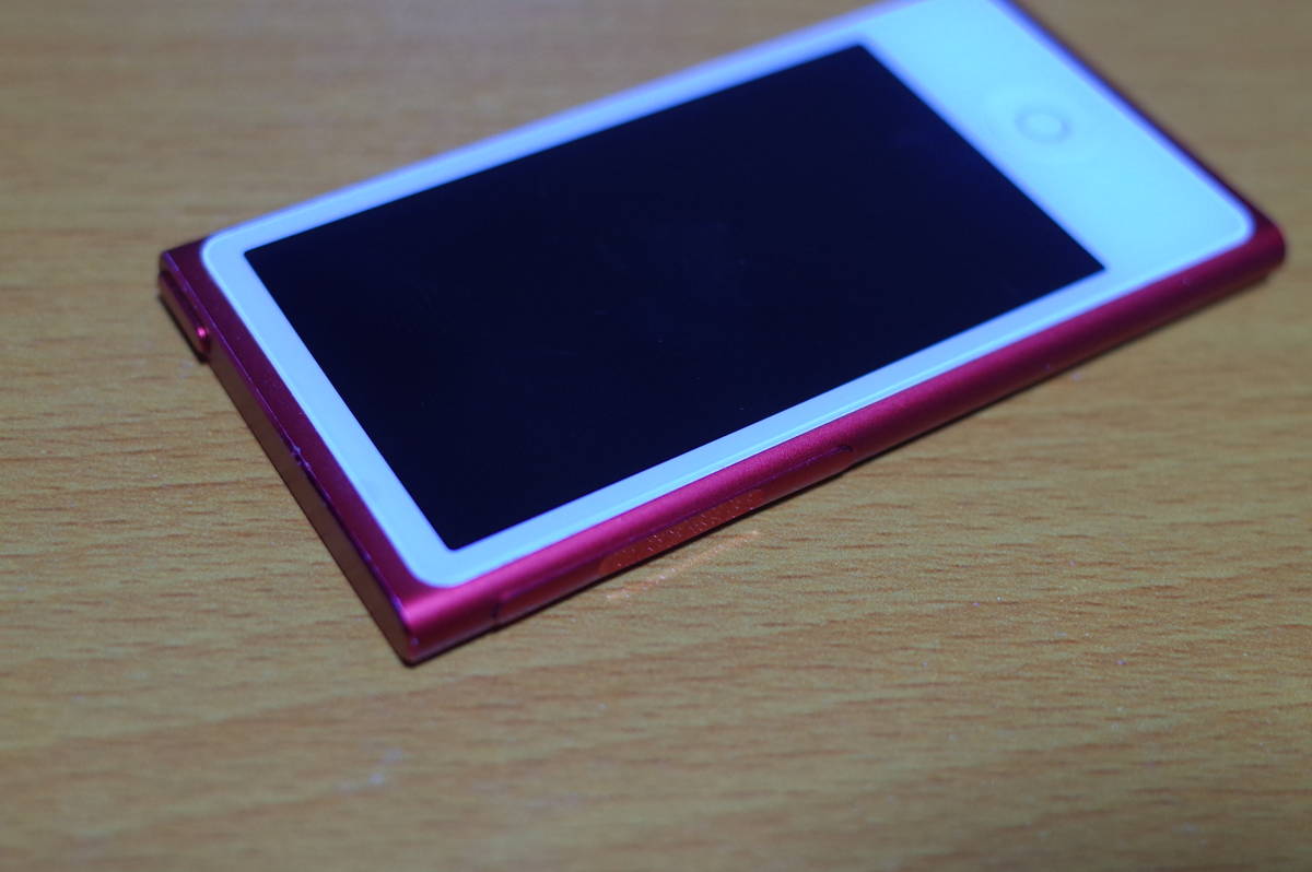  美品 iPod nano RED 第７世代 Apple _画像7