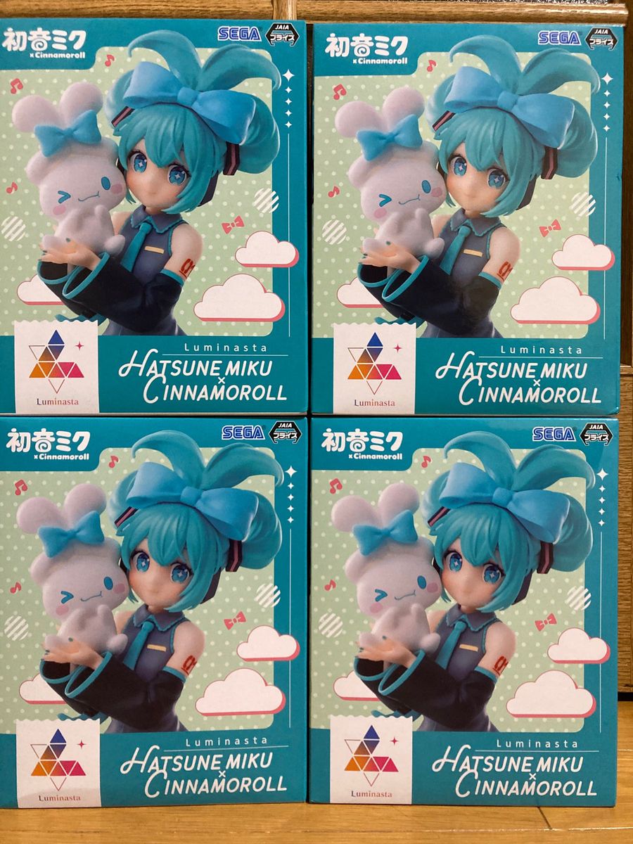 初音ミク×シナモンロール ミニフィギュア 2種×2 4個セット - コミック