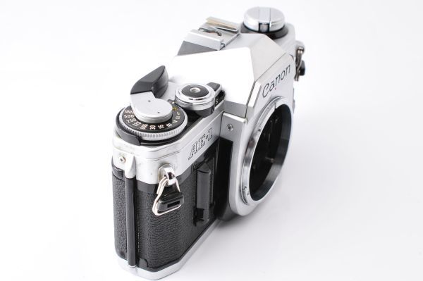 [現状品] Canon AE-1 Silver SLR Film Camera + FD 50mm F/1.4 S.S.C._画像4