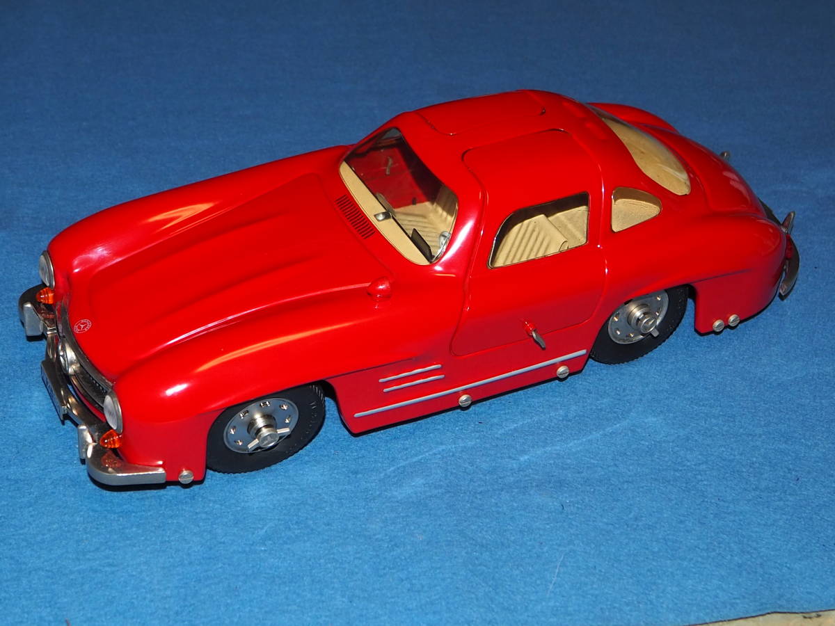 GERMANY MUSEUM MODEL メルクリン メルセデスベンツ300ＳＬGull Wing TIN TOY CLOCKWORK ブリキ シルバーアローの系譜 の画像10