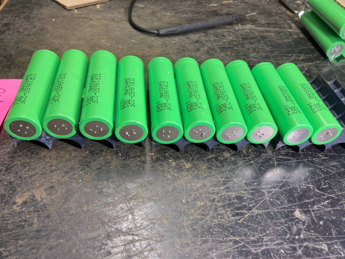 C26　INR18650リチウムイオン　単電池 　10本セット　3.7-4.2V　ジャンク品です！！！_画像2